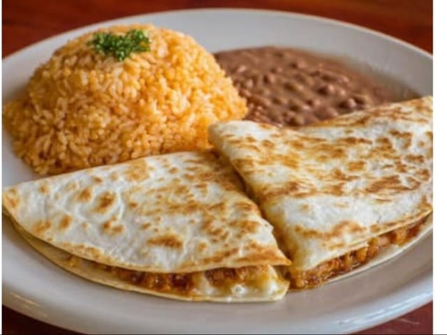 Lunch 3.